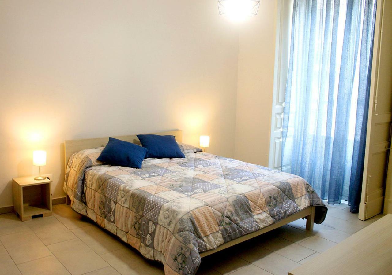 Sicilia Casa Vacanza Lejlighed Catania Eksteriør billede
